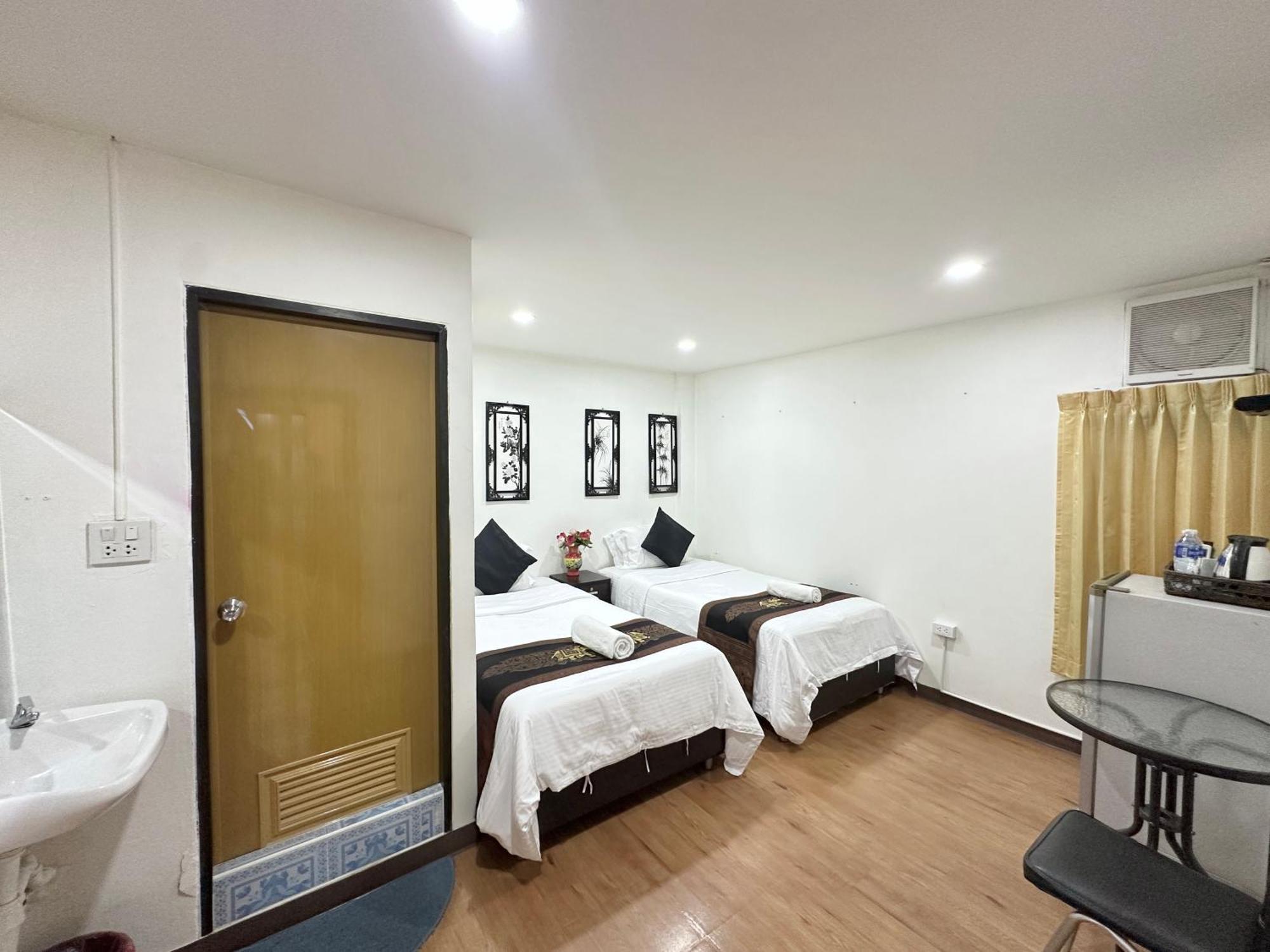 Longzhu Guesthouse Bangkok Eksteriør bilde