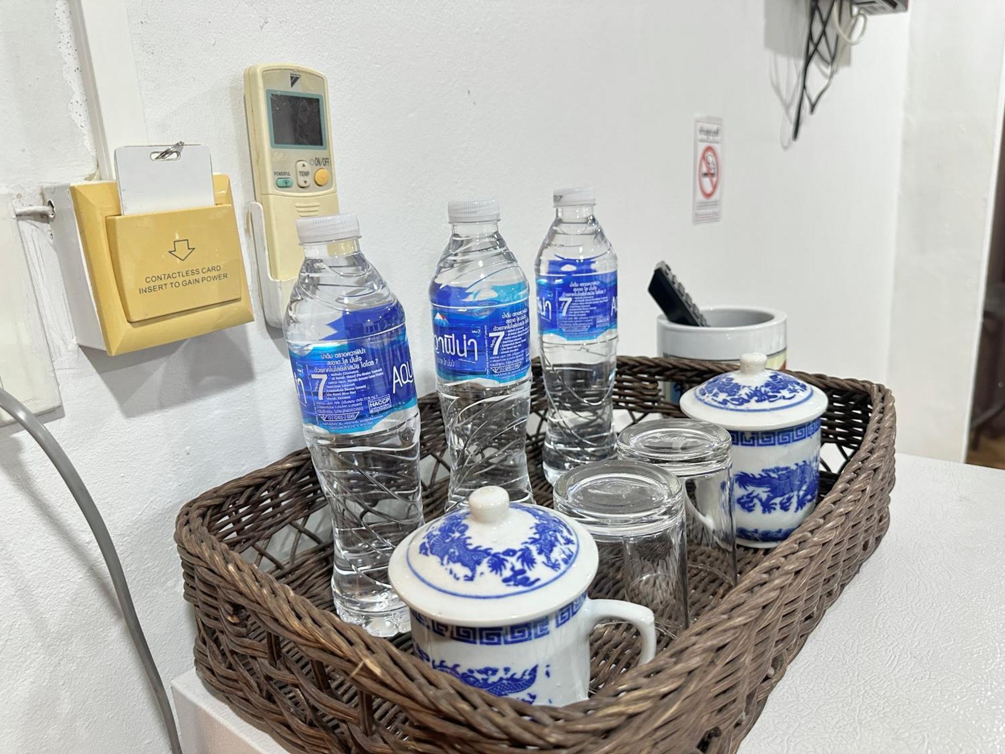 Longzhu Guesthouse Bangkok Eksteriør bilde