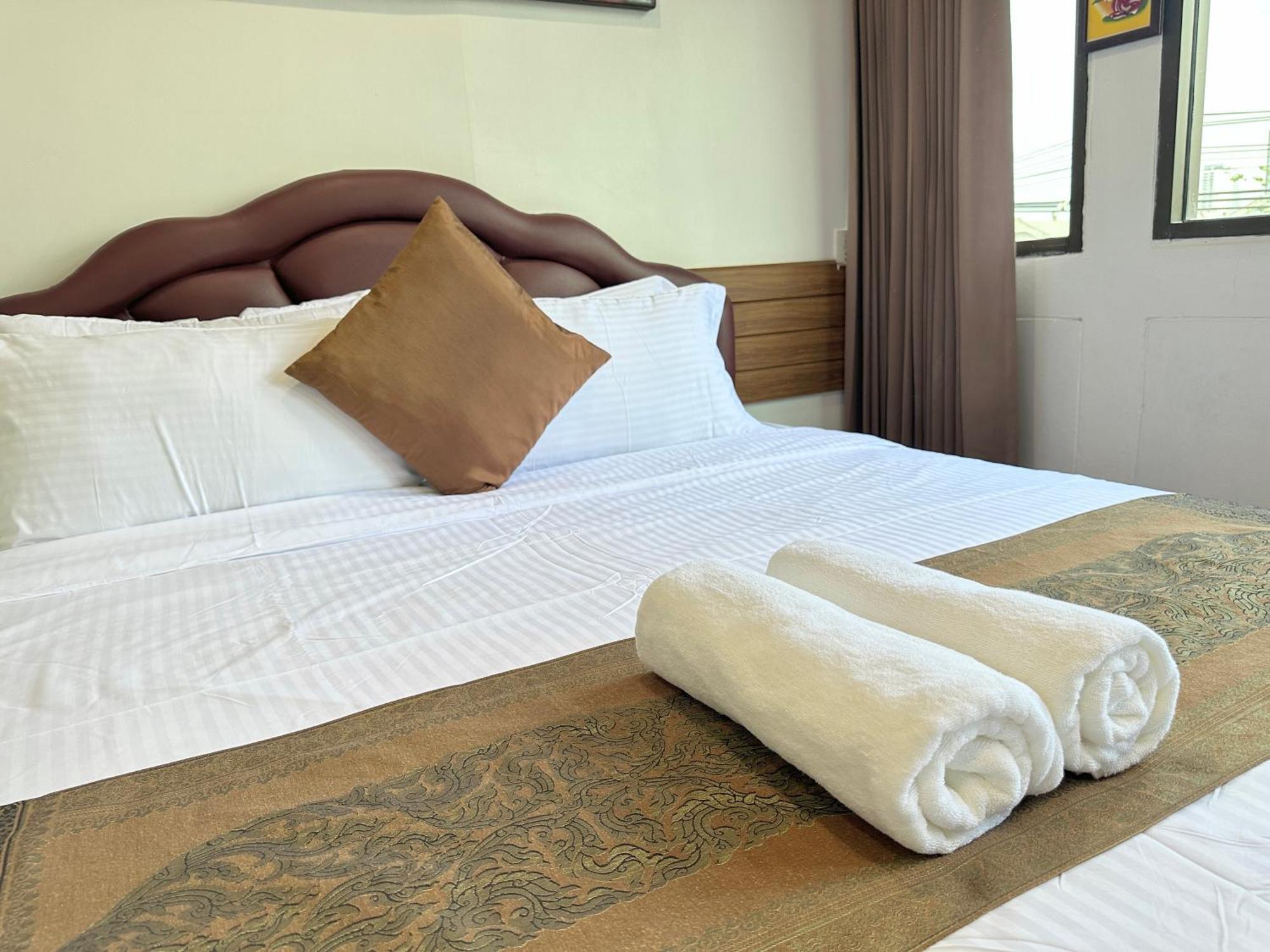 Longzhu Guesthouse Bangkok Eksteriør bilde