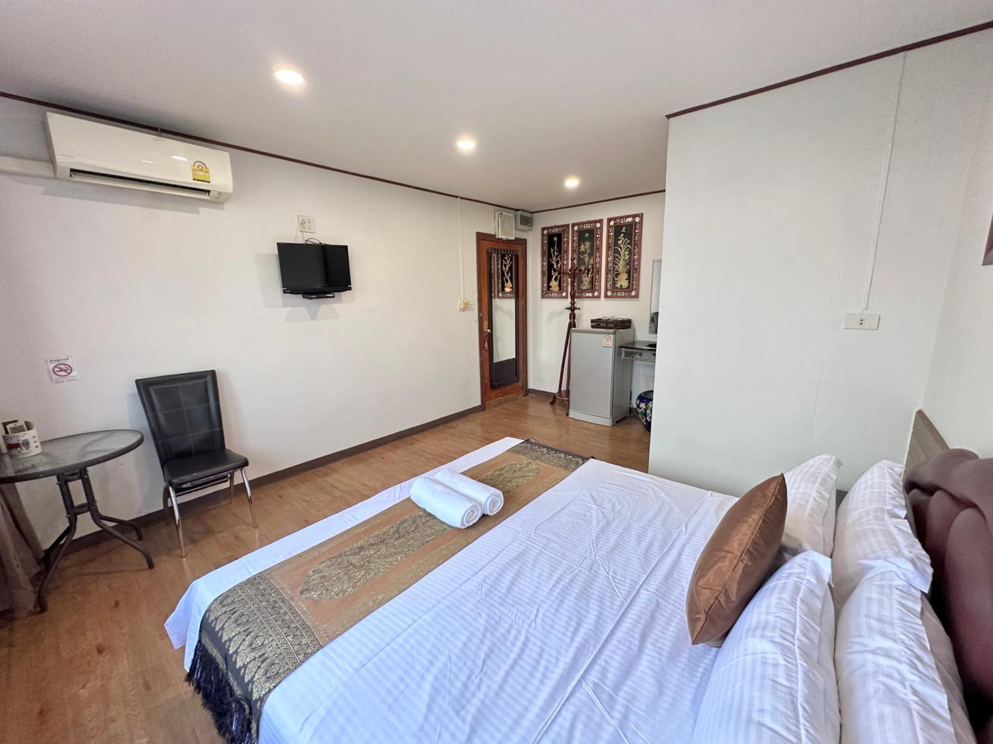 Longzhu Guesthouse Bangkok Eksteriør bilde